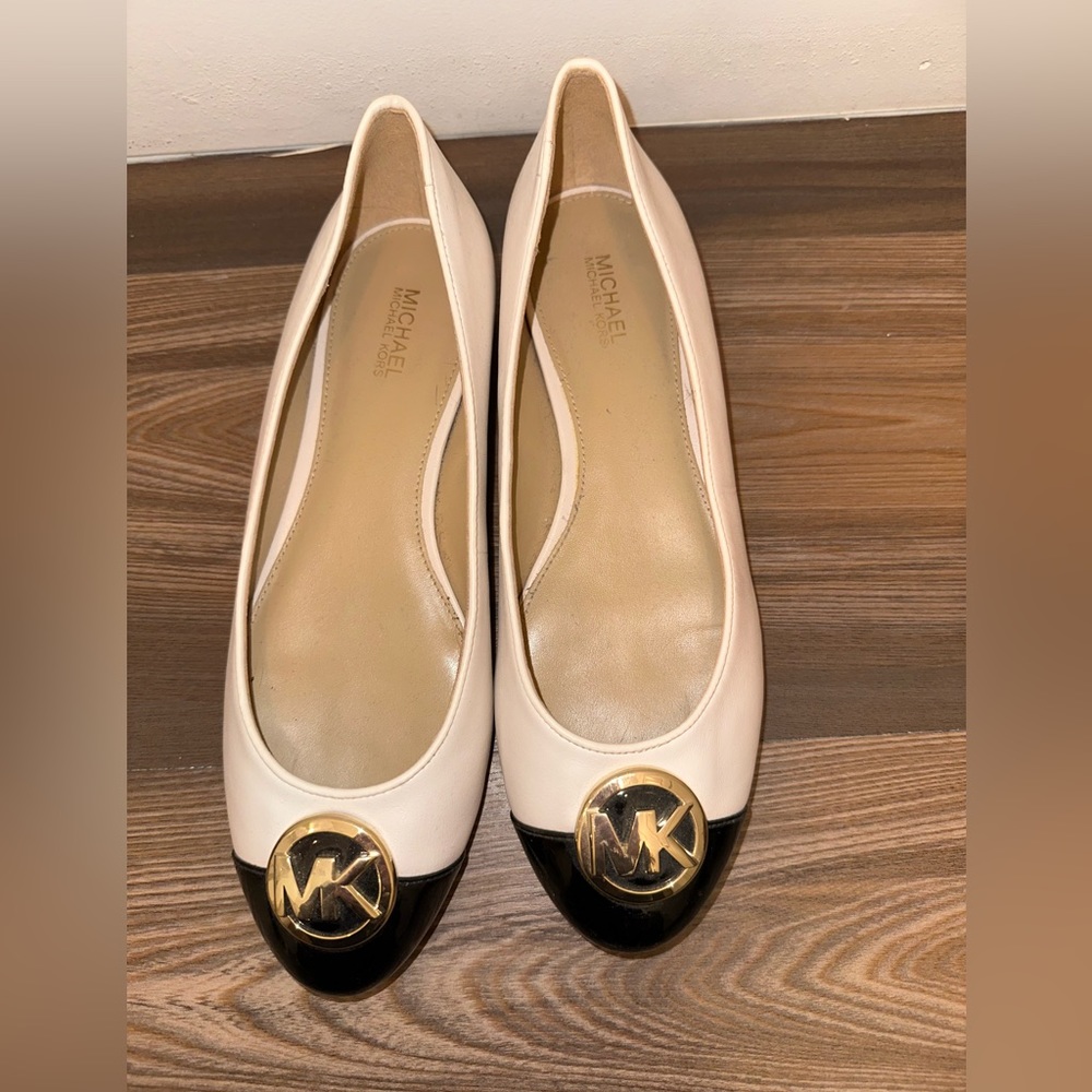 Michael Kors flats